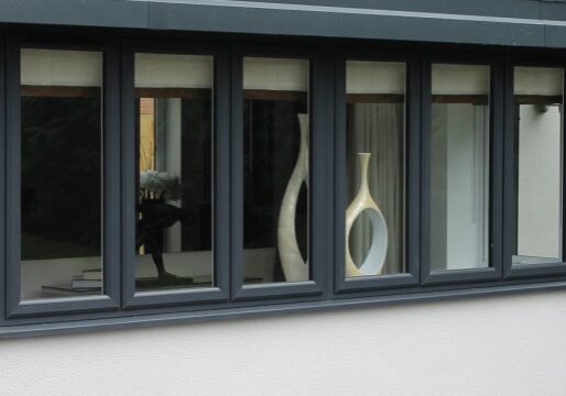 Smarts-aluminium-close-up-bay-window-980x360 Smart aluminium close up bay windows